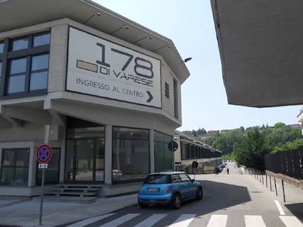 Edificio Direzionale uso ufficio in vendita a Varese