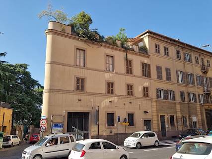 Edificio Direzionale uso ufficio in vendita a Frascati