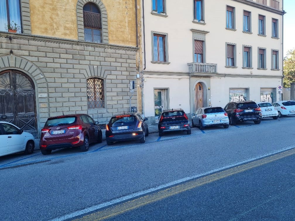 Ufficio vendita a Pisa