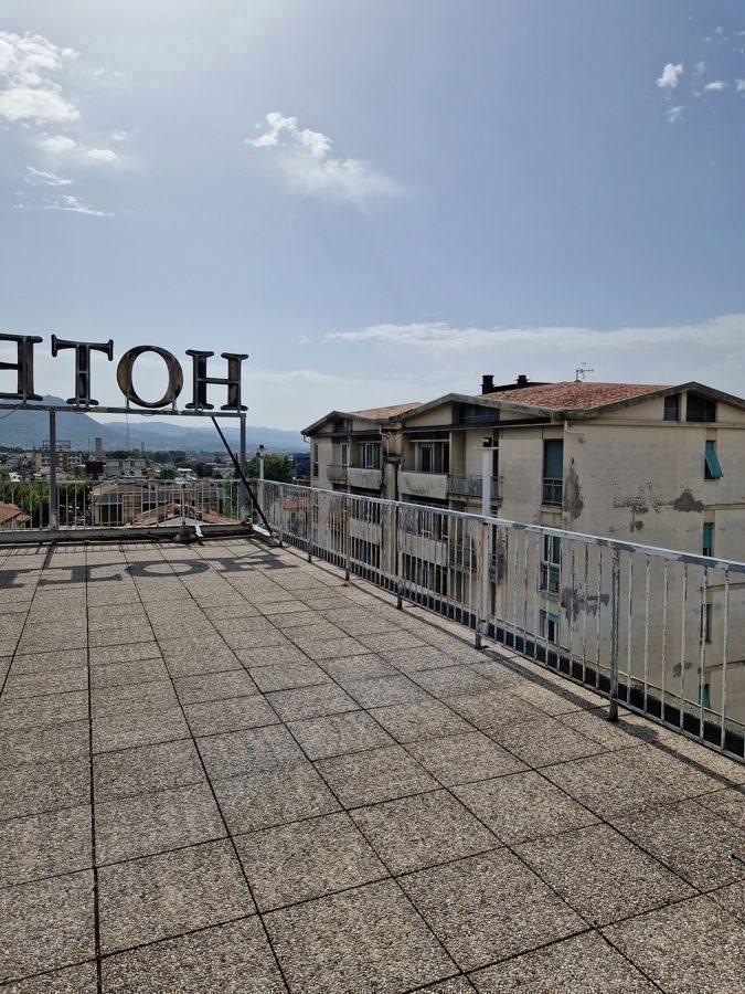 Albergo uso turistico vendita a Montecatini-Terme