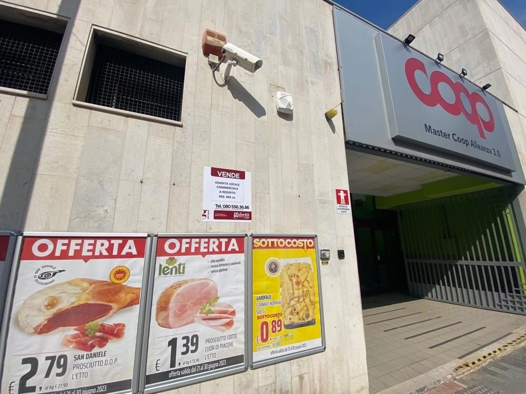 Supermercato uso commerciale vendita a Manfredonia