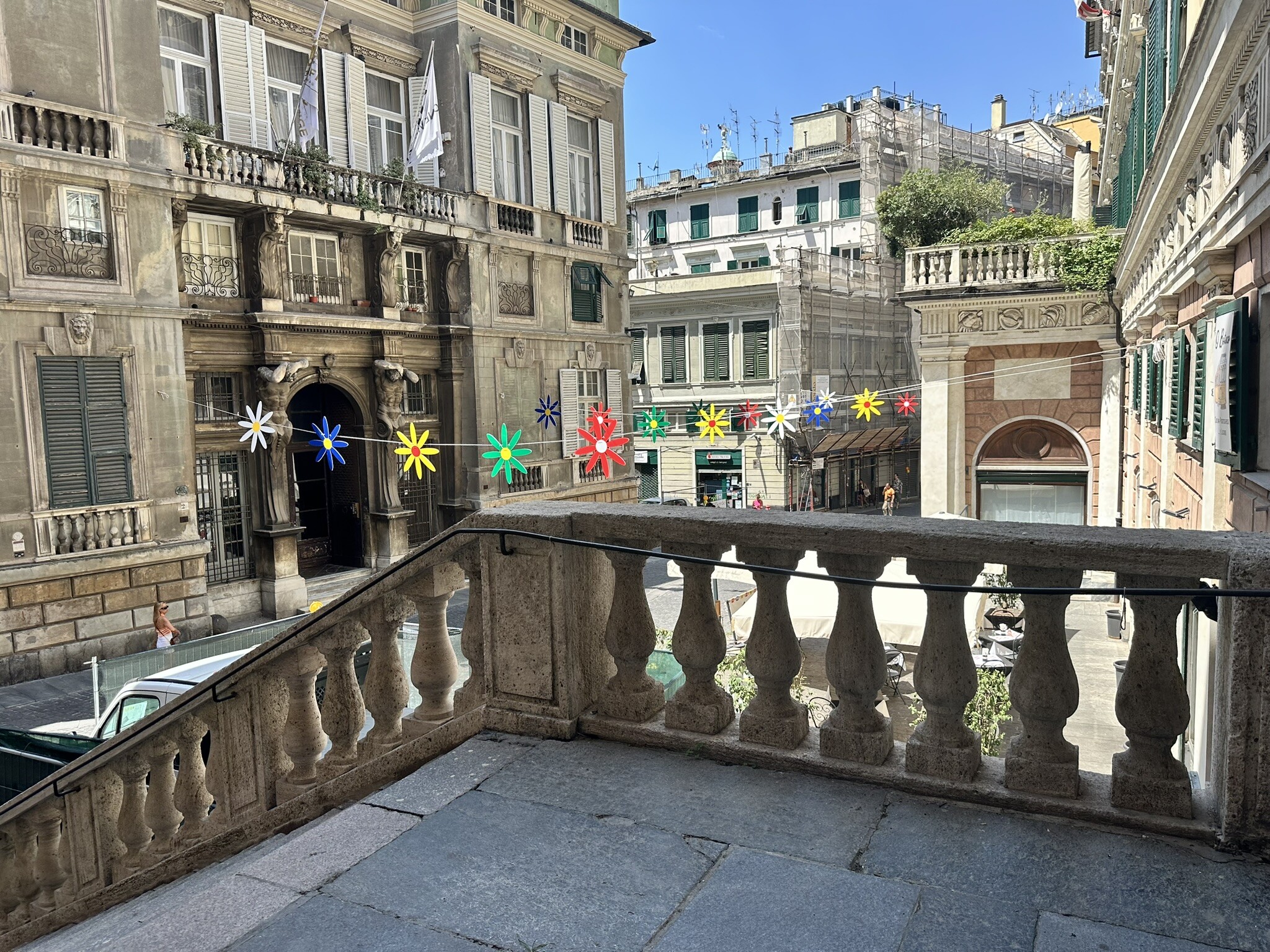 Negozio uso commerciale vendita a Genova