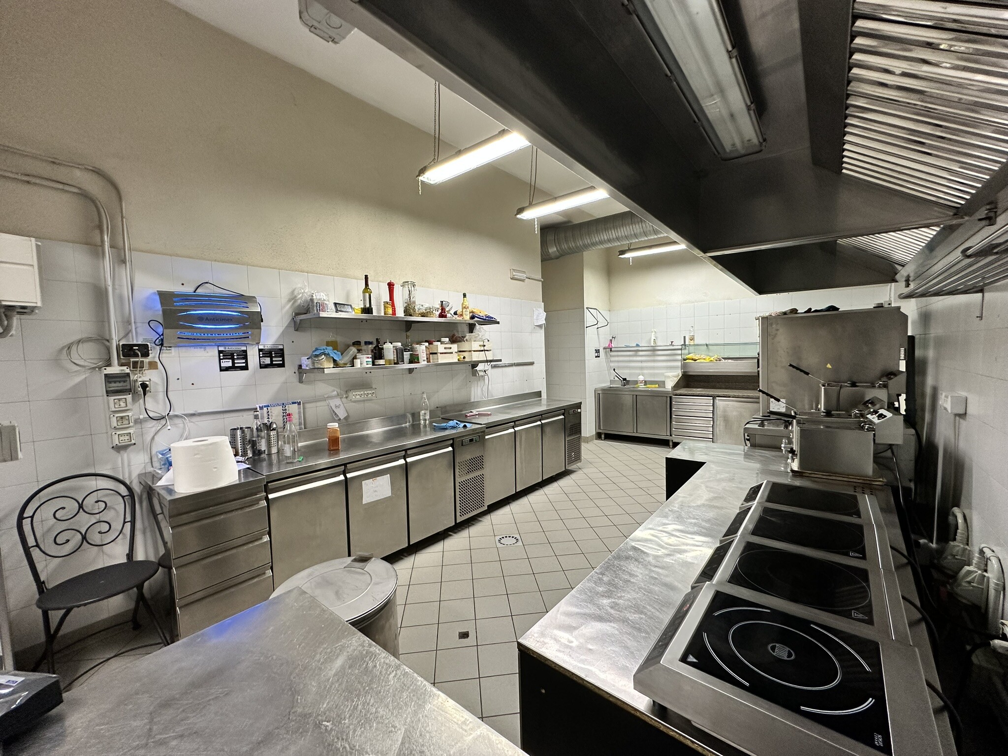 Negozio uso commerciale vendita a Genova