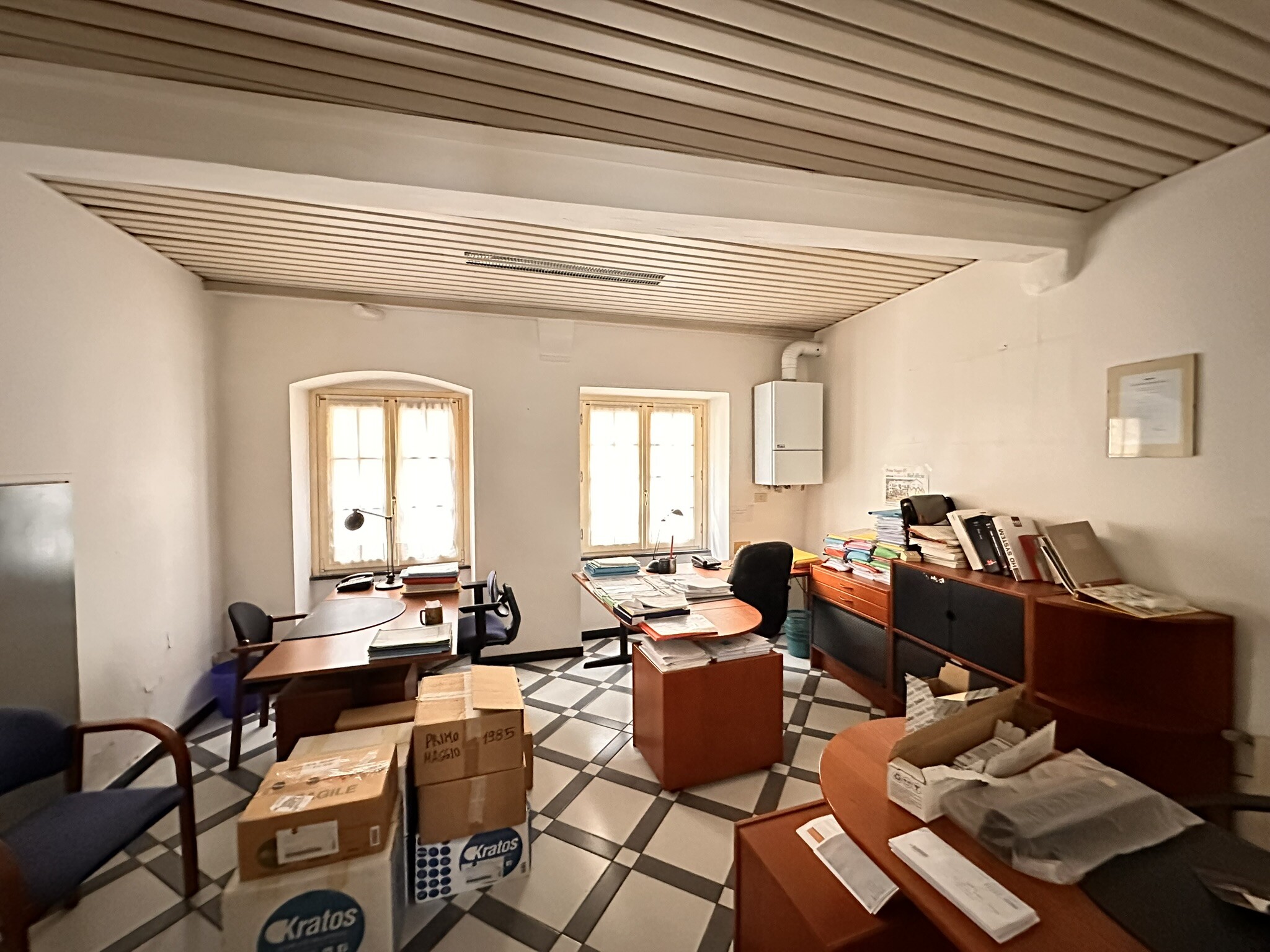 Negozio uso commerciale vendita a Genova