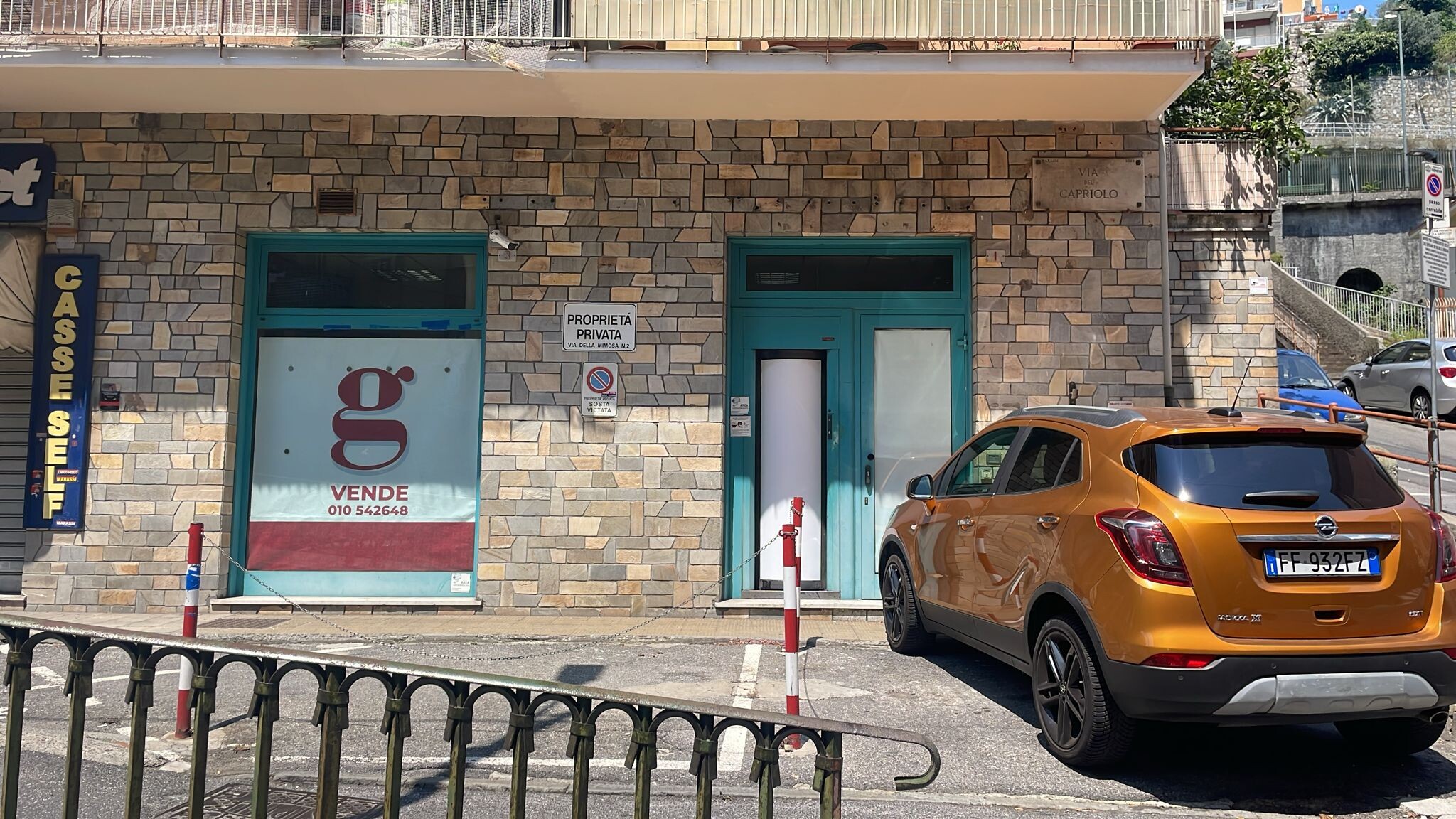 Negozio uso commerciale vendita a Genova