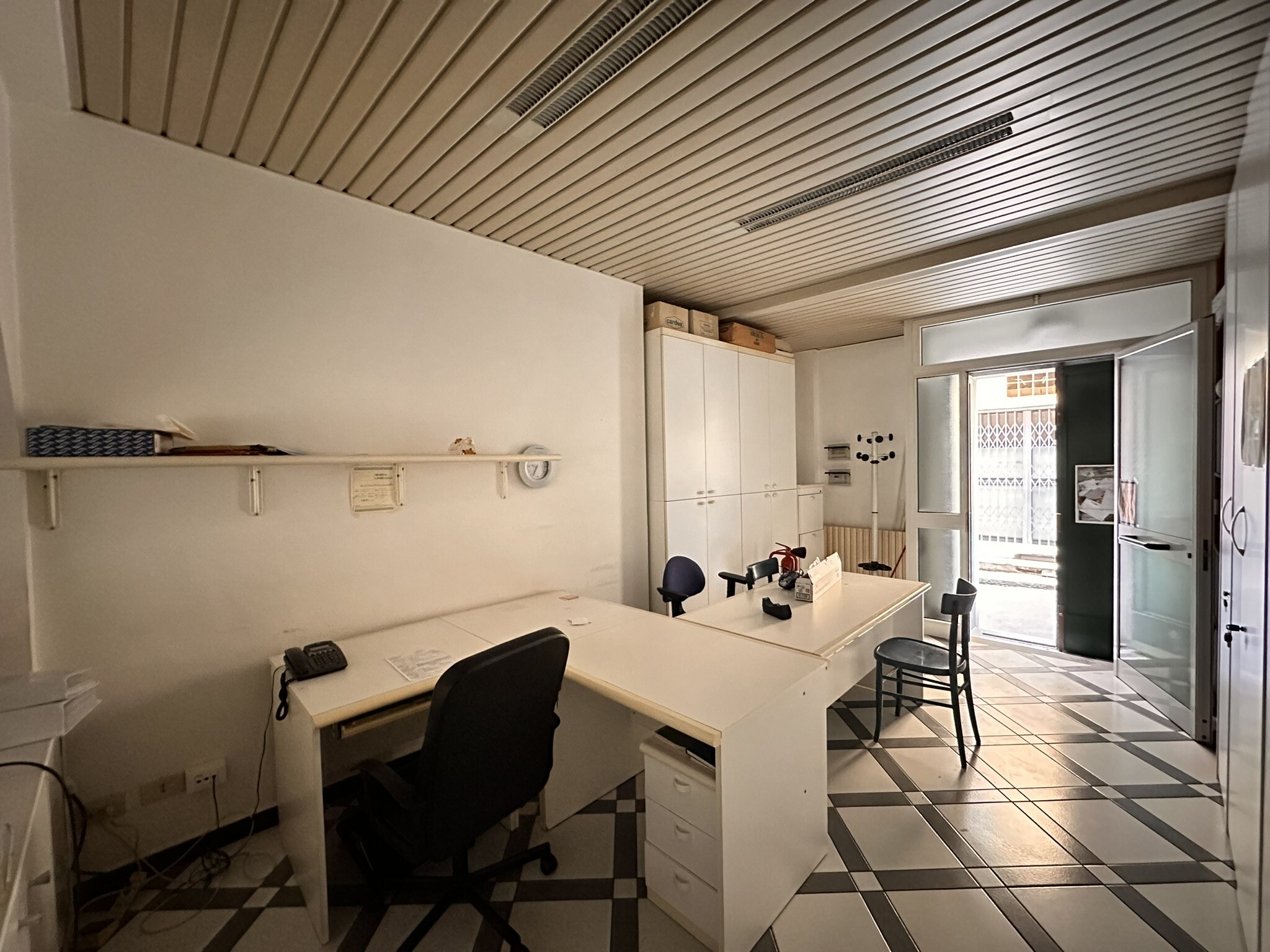 Negozio uso commerciale vendita a Genova