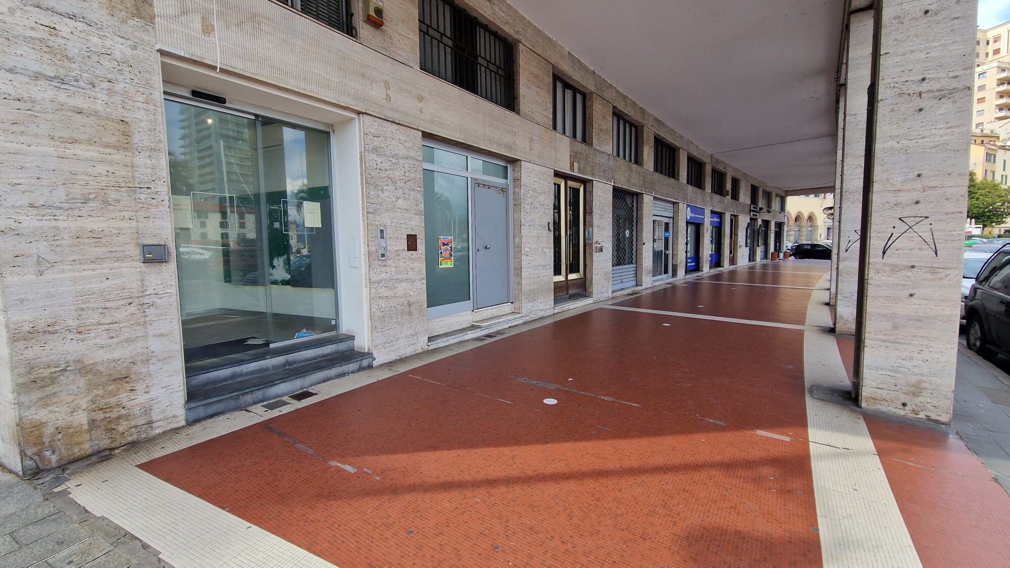 Negozio uso commerciale vendita a Savona