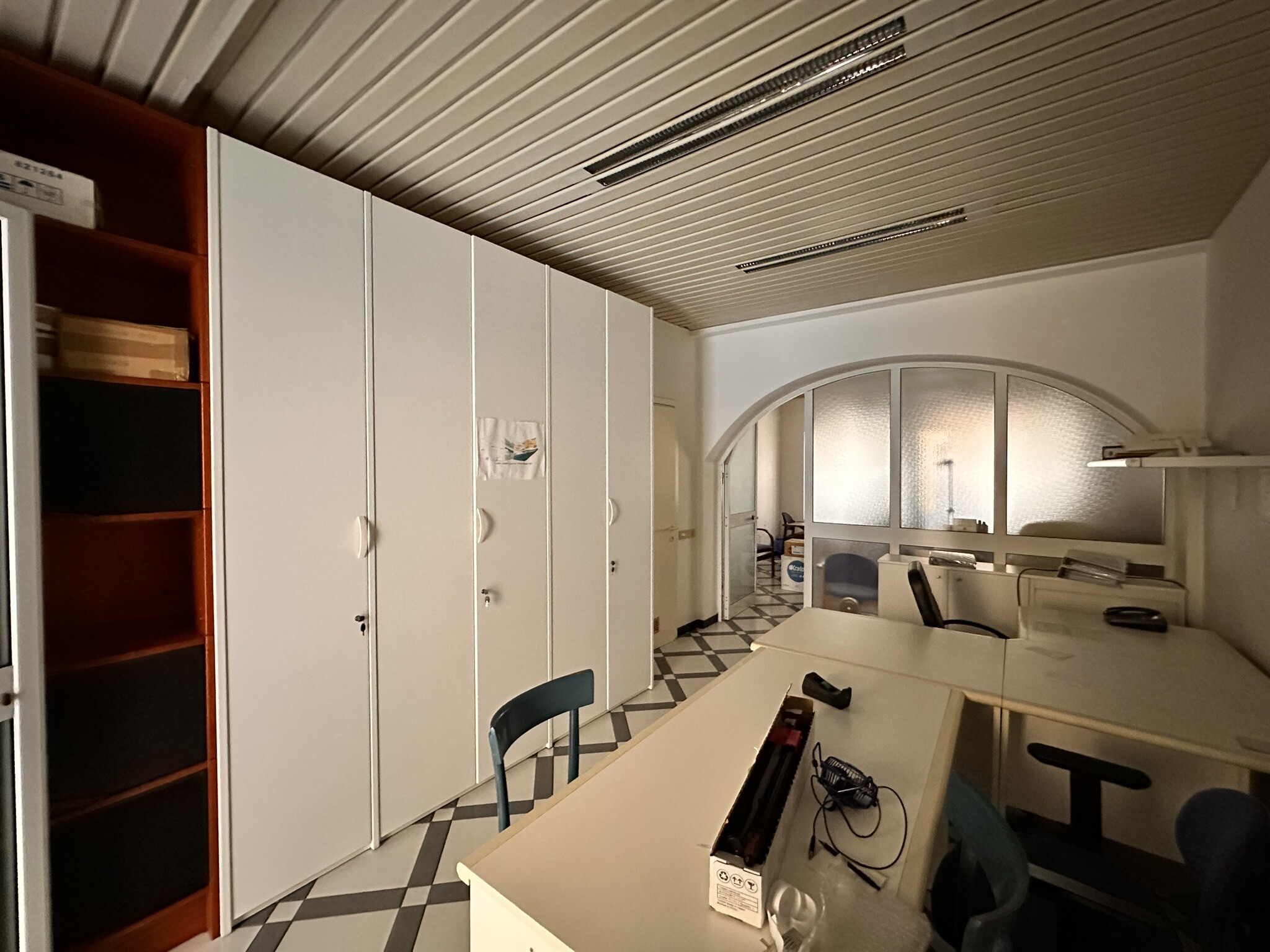 Negozio uso commerciale vendita a Genova