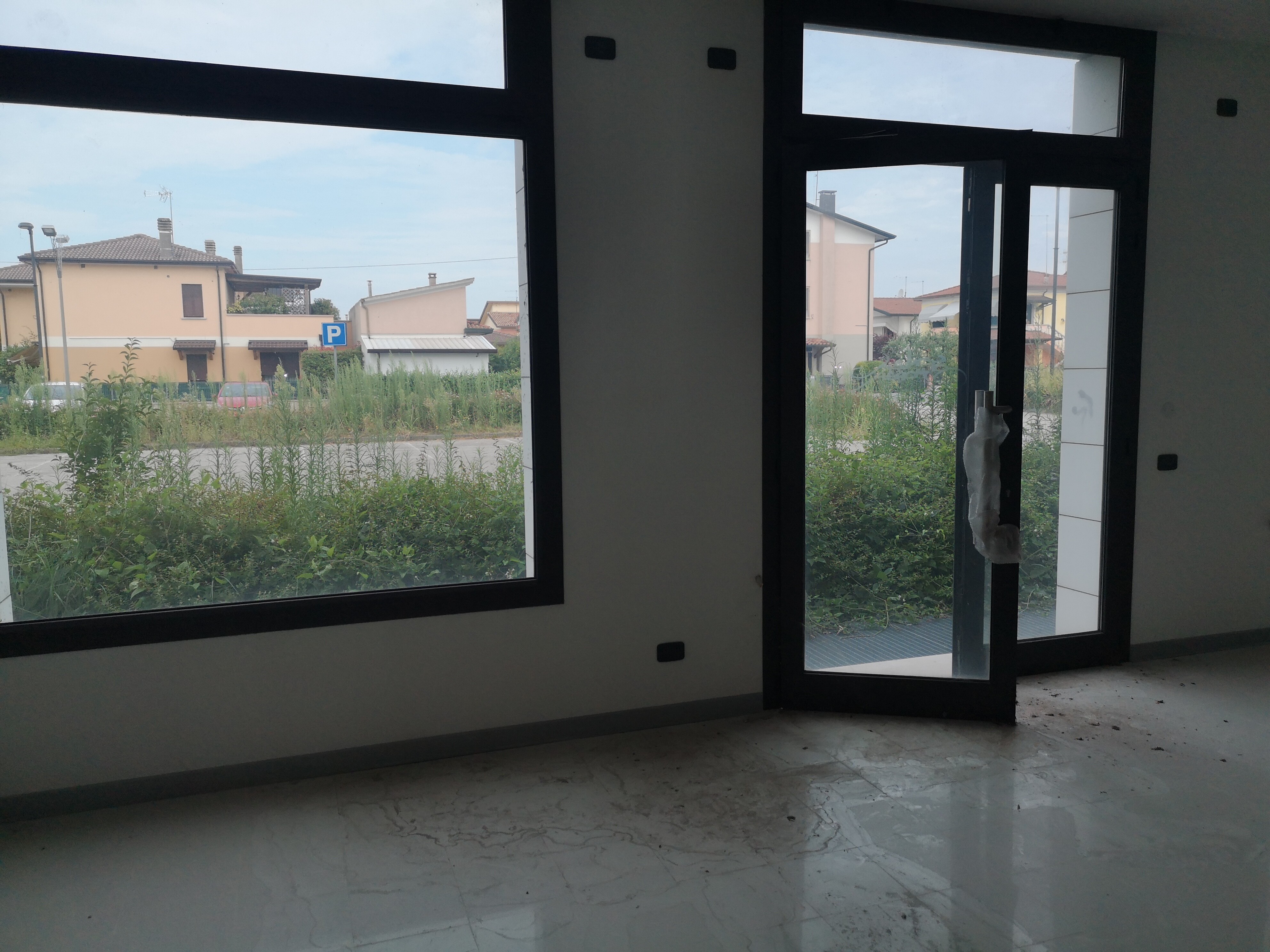 Negozio uso commerciale vendita a Fontaniva