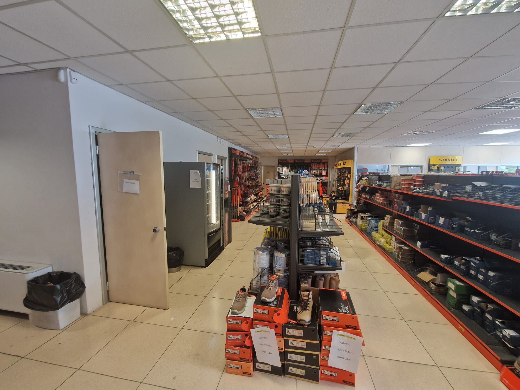 Negozio uso commerciale vendita a Alessandria