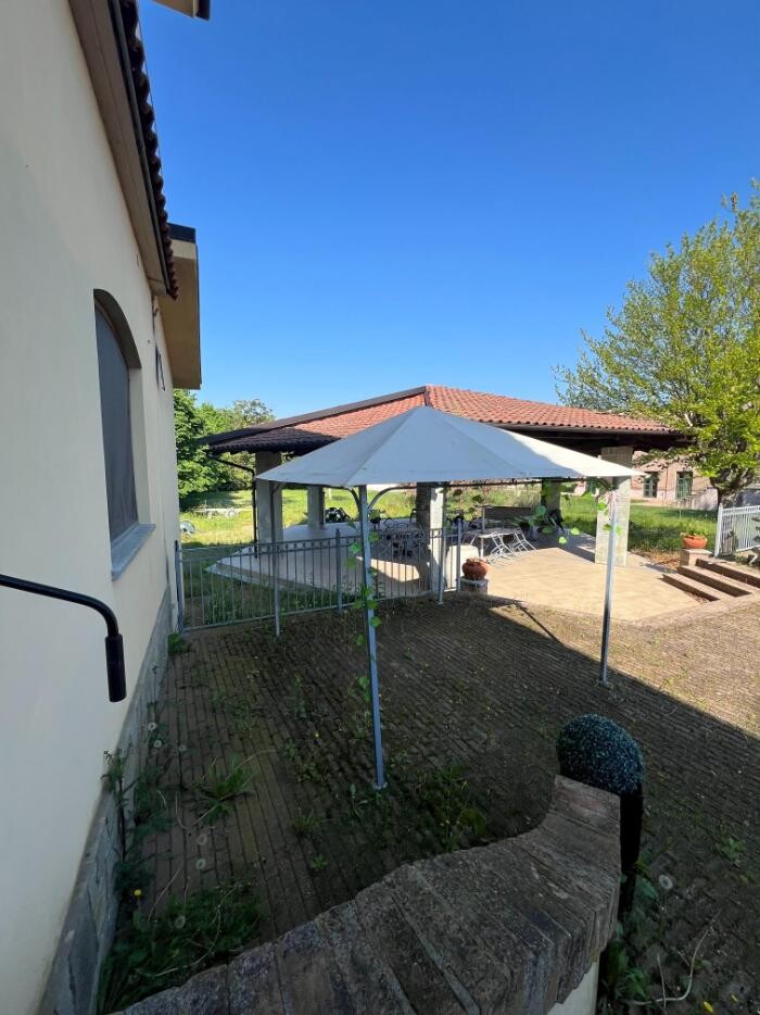Residence uso turistico vendita a Agliano Terme
