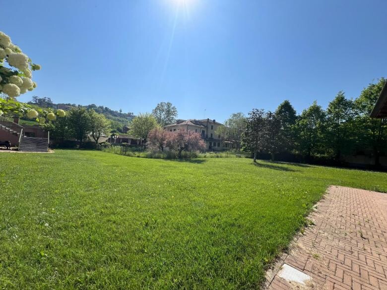 Residence uso turistico vendita a Agliano Terme