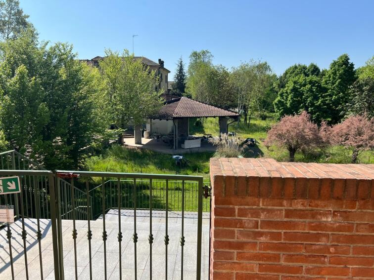 Residence uso turistico vendita a Agliano Terme