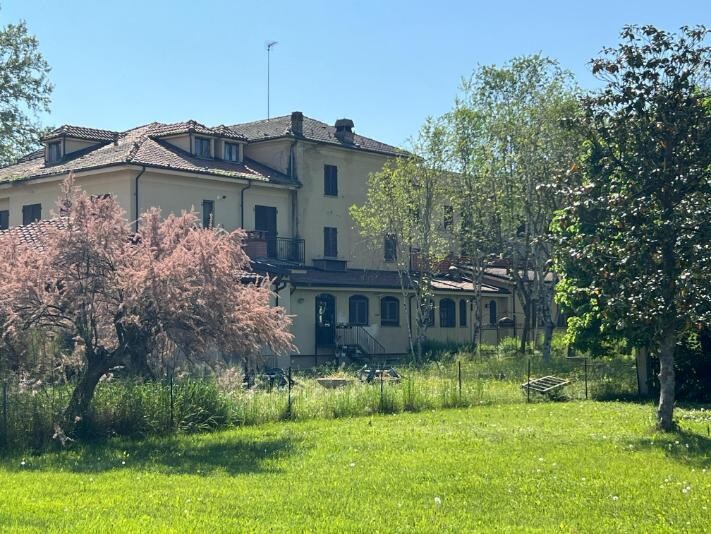 Residence uso turistico vendita a Agliano Terme