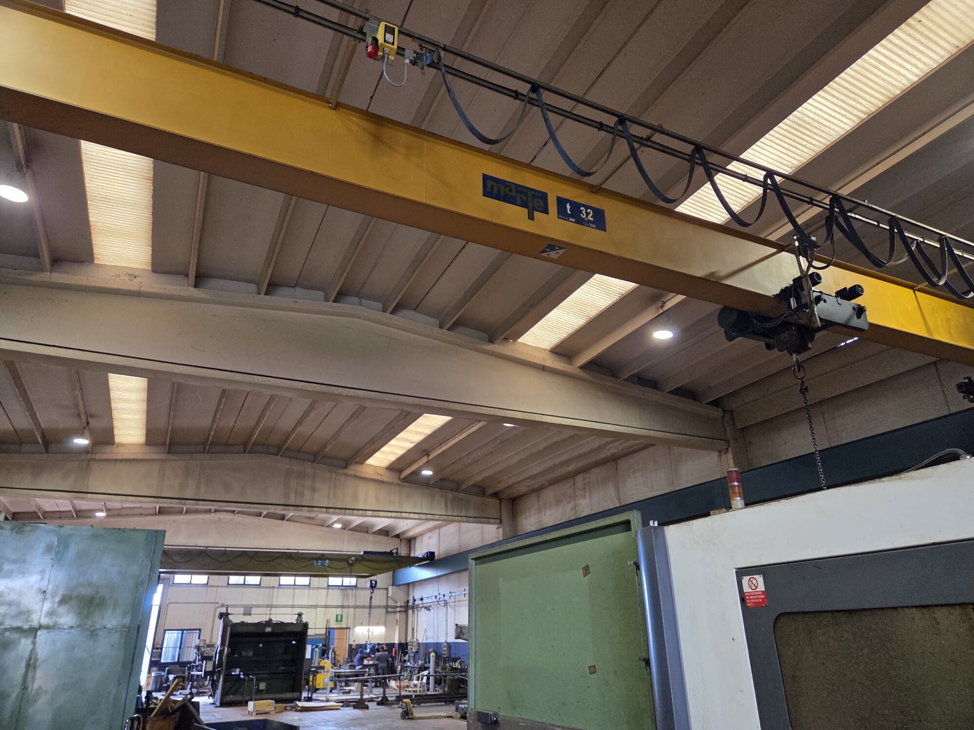 Complesso uso industriale affitto a Sulbiate