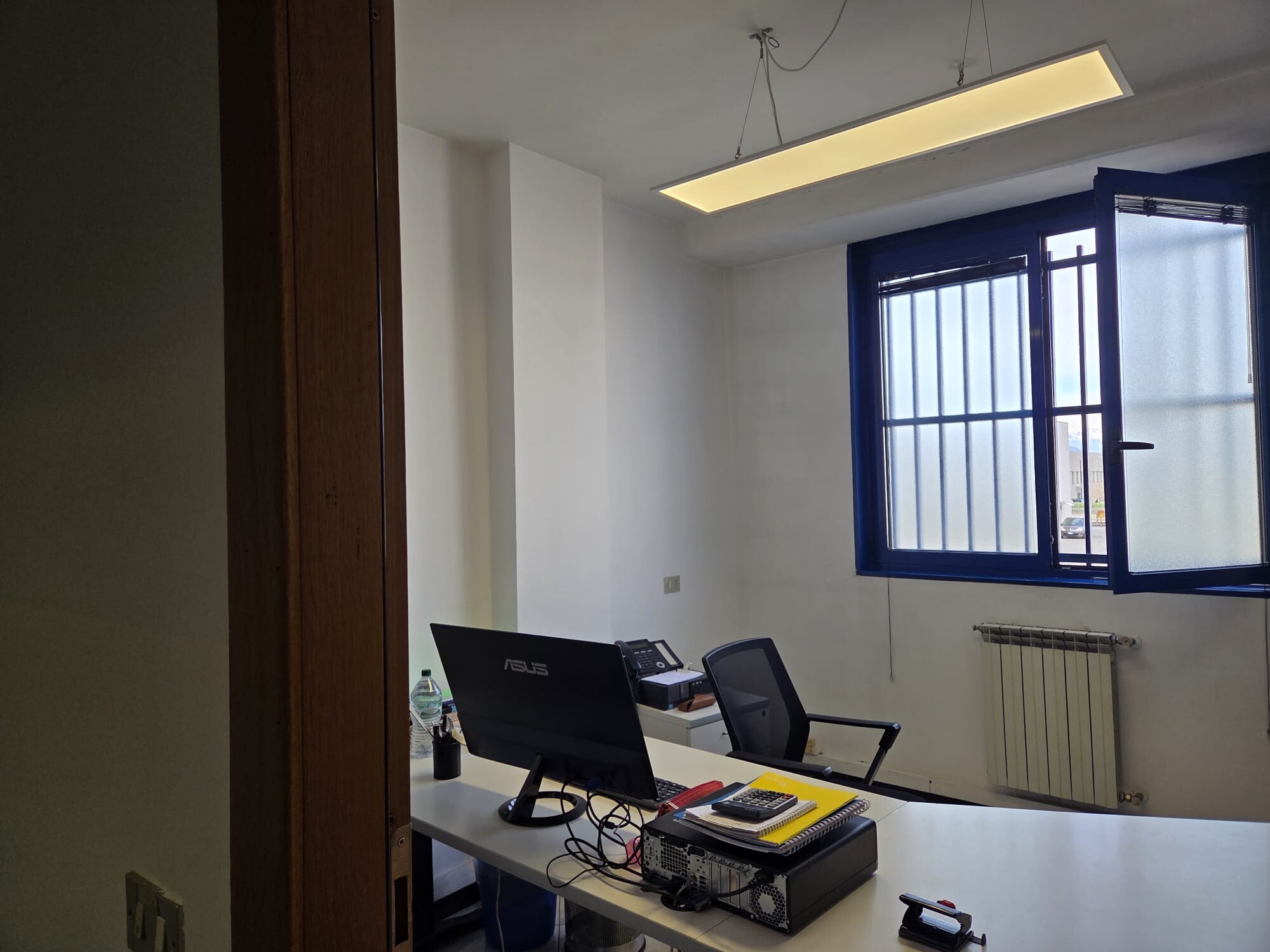 Complesso uso industriale affitto a Sulbiate