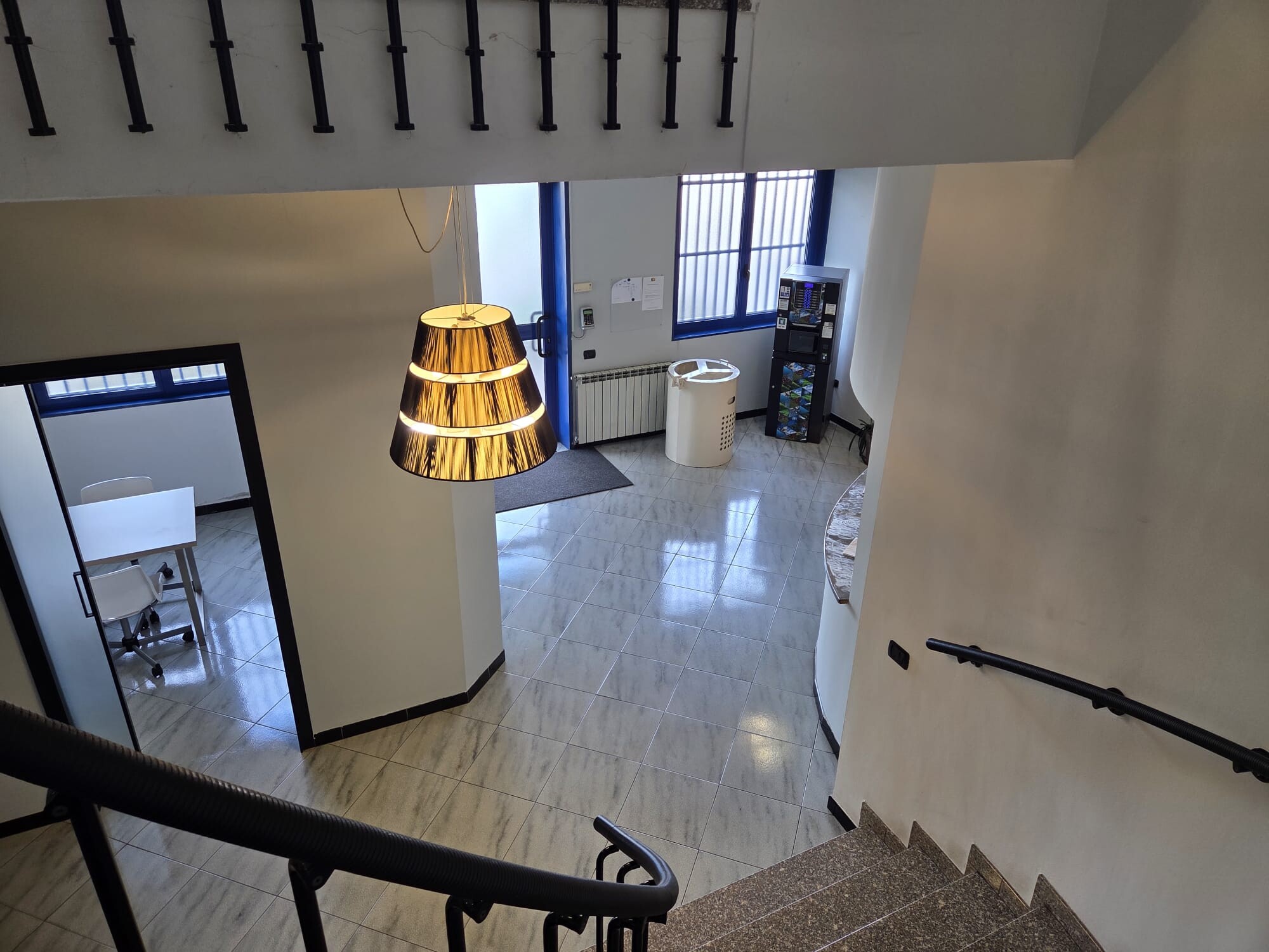 Complesso uso industriale affitto a Sulbiate