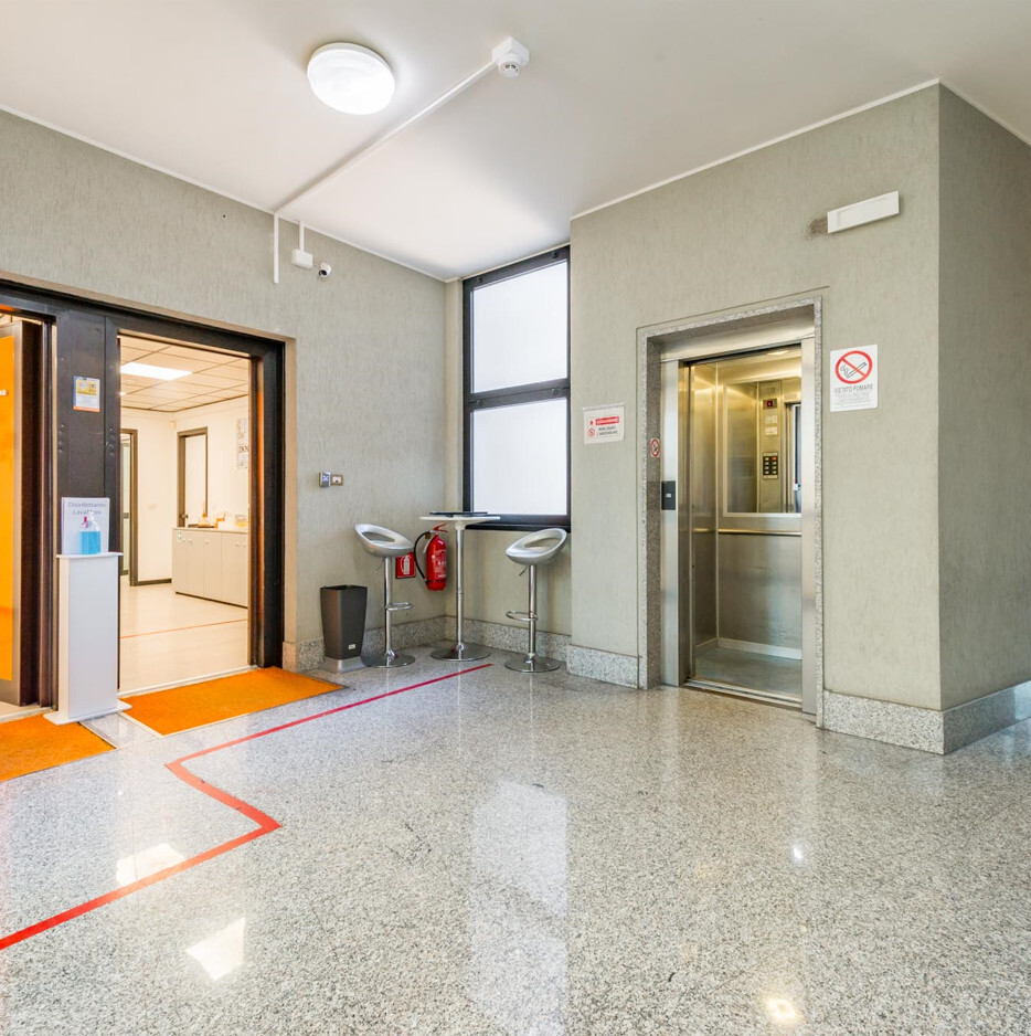 Edificio Direzionale uso ufficio vendita a Roma