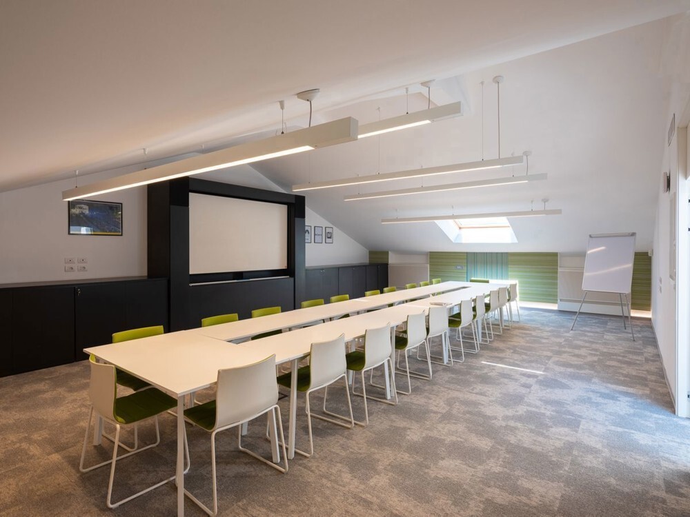 Edificio Direzionale uso ufficio affitto a Milano