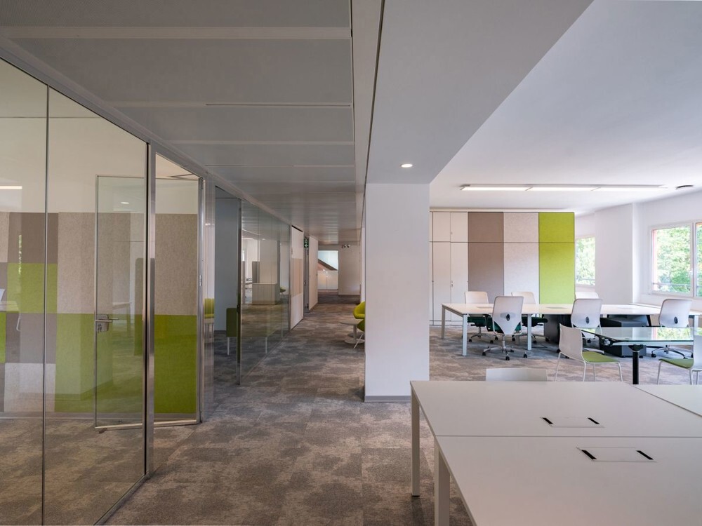 Edificio Direzionale uso ufficio affitto a Milano