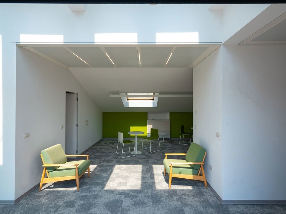 Edificio Direzionale uso ufficio affitto a Milano