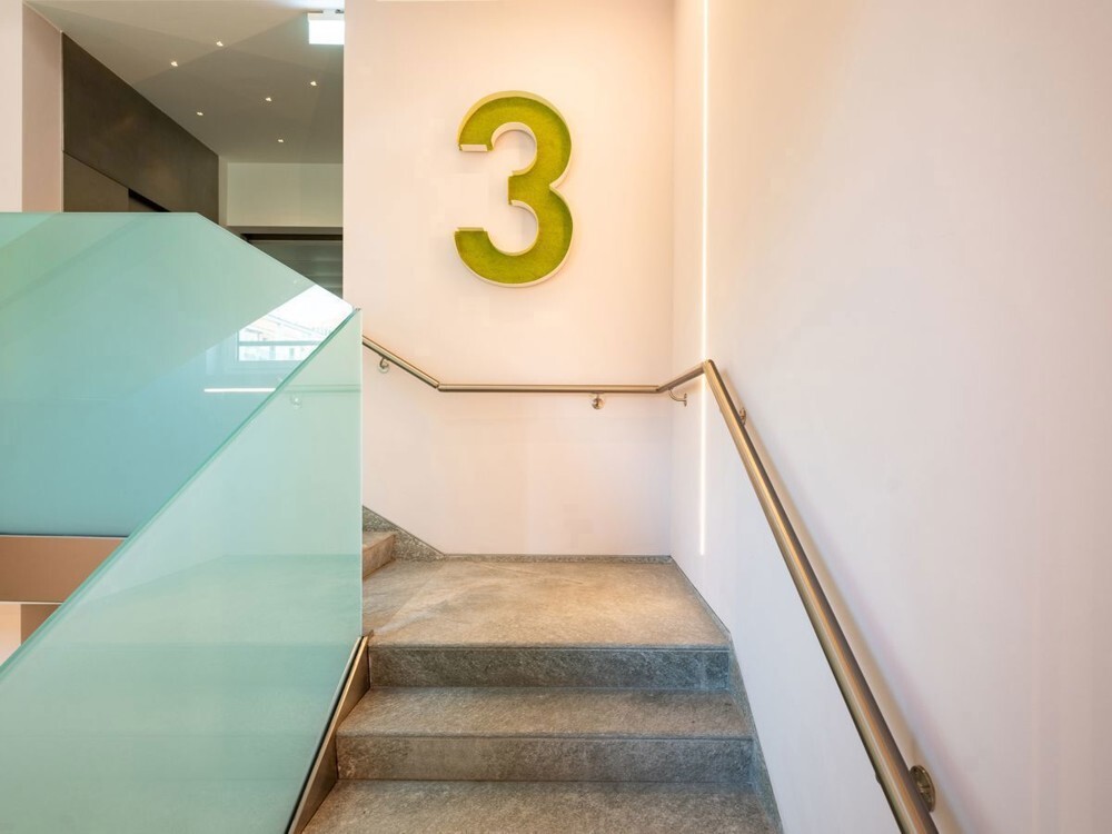 Edificio Direzionale uso ufficio affitto a Milano