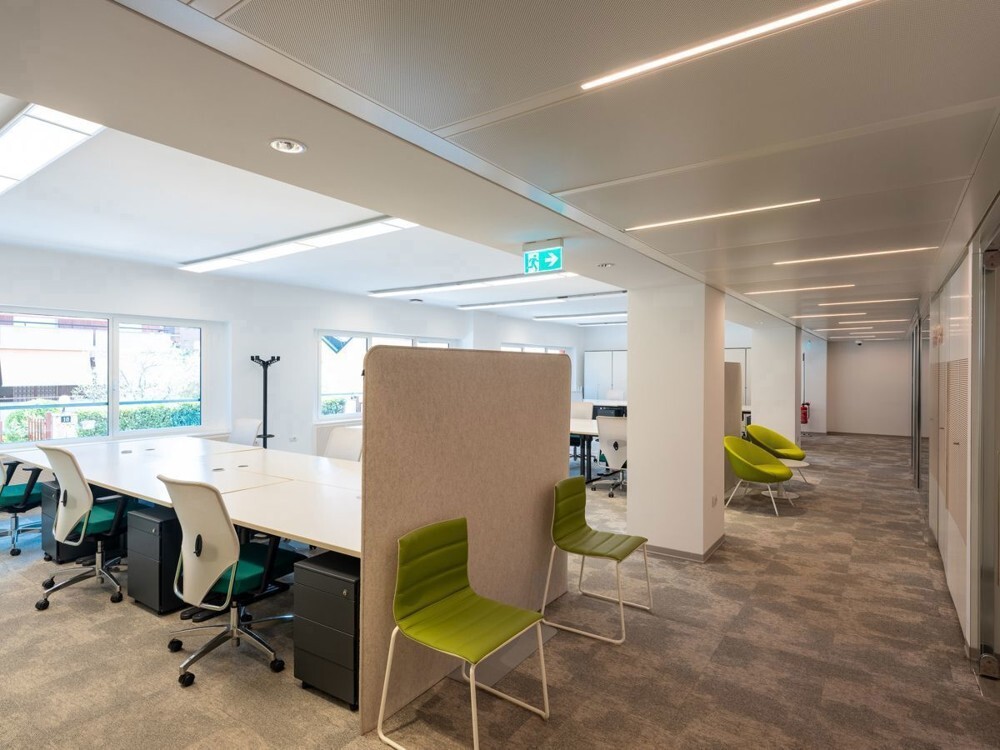 Edificio Direzionale uso ufficio affitto a Milano