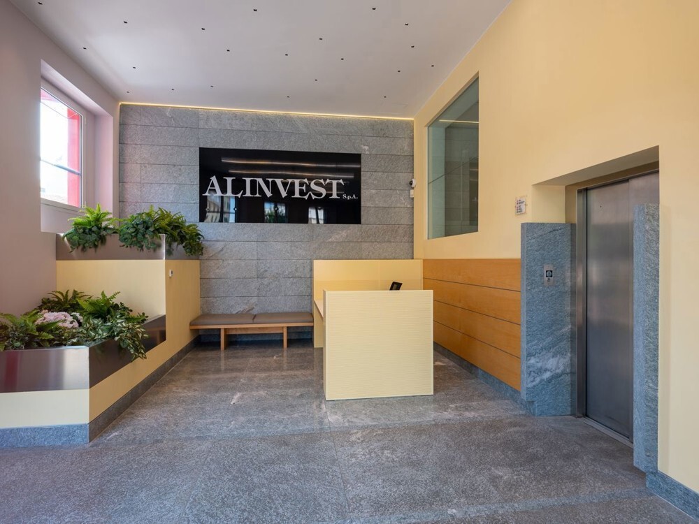 Edificio Direzionale uso ufficio affitto a Milano