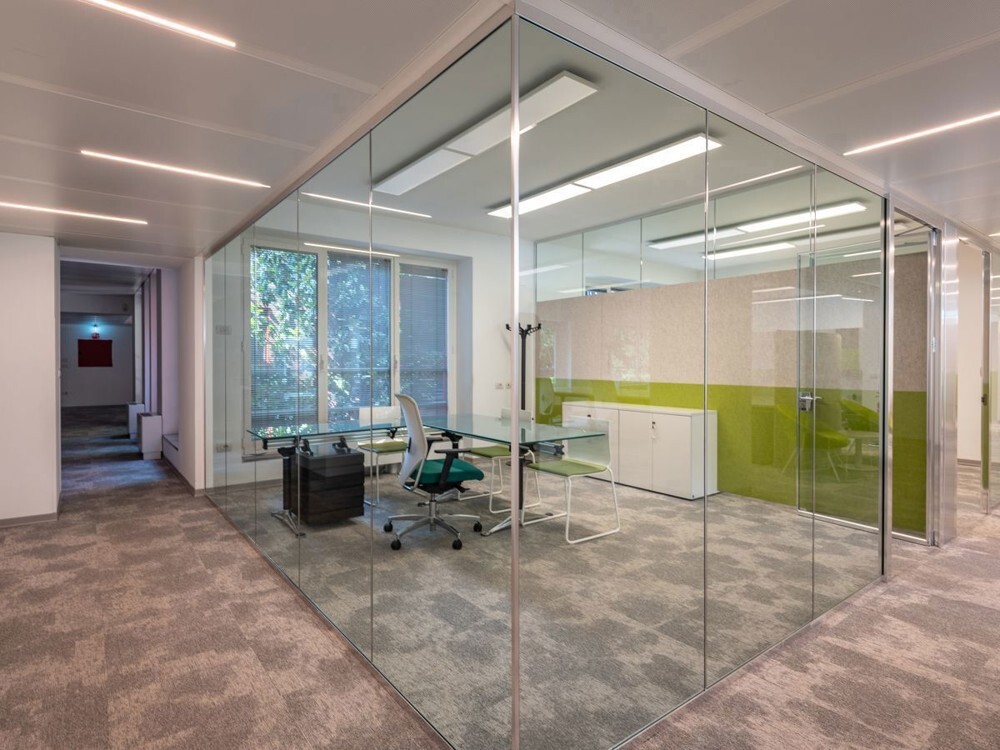 Edificio Direzionale uso ufficio affitto a Milano