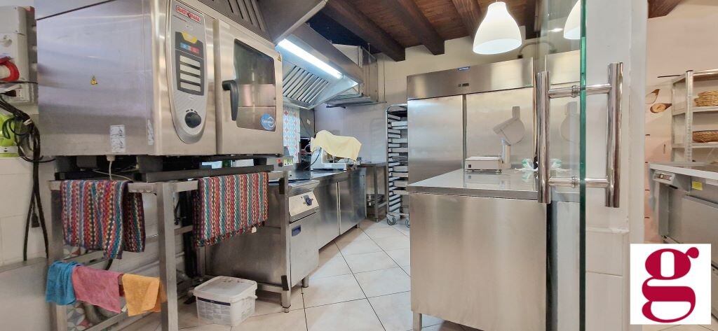 Negozio uso commerciale vendita a Verona