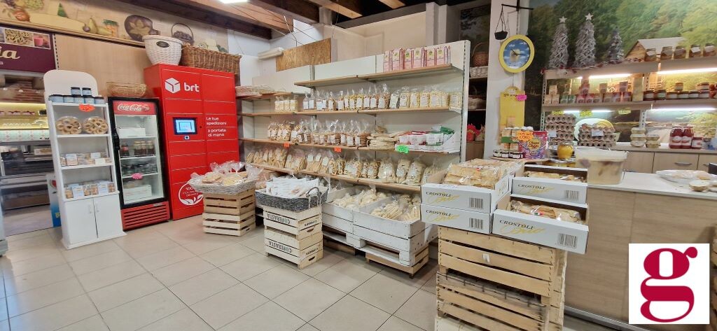 Negozio uso commerciale vendita a Verona