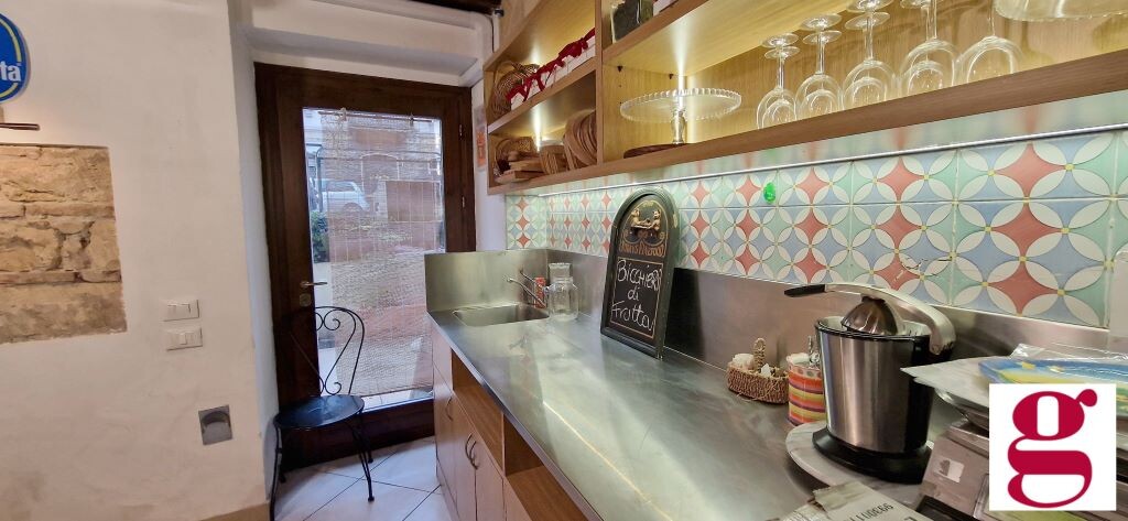 Negozio uso commerciale vendita a Verona