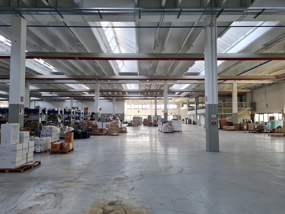Complesso uso industriale vendita a San Bellino