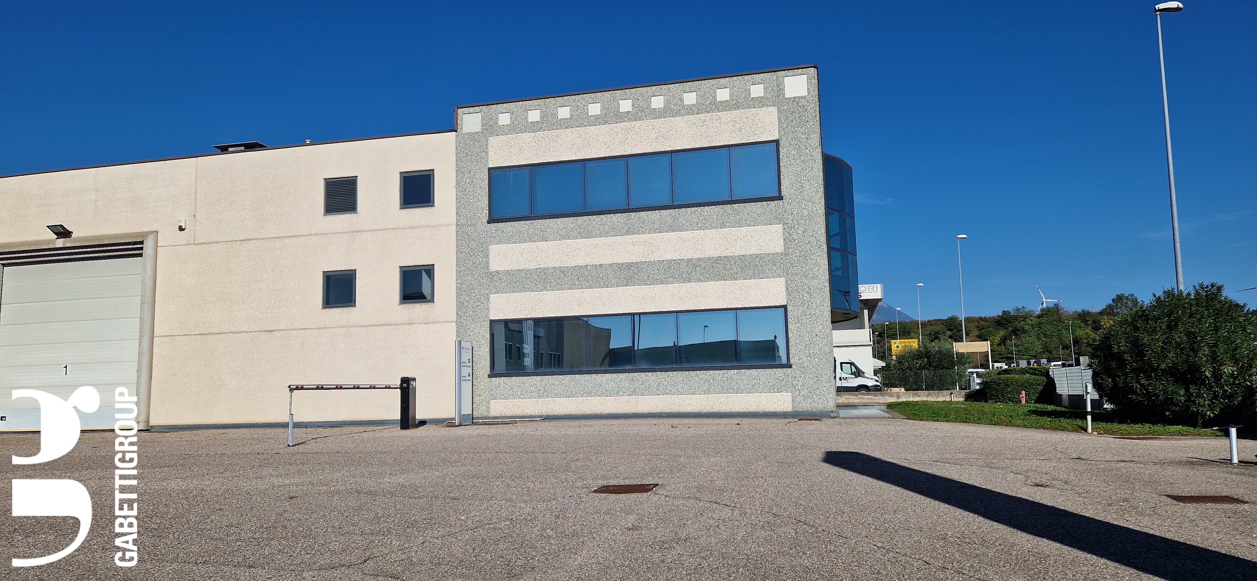 Complesso uso industriale vendita a Cavaion Veronese