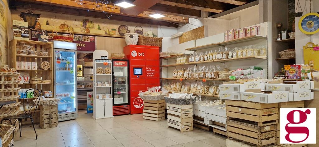 Negozio uso commerciale vendita a Verona