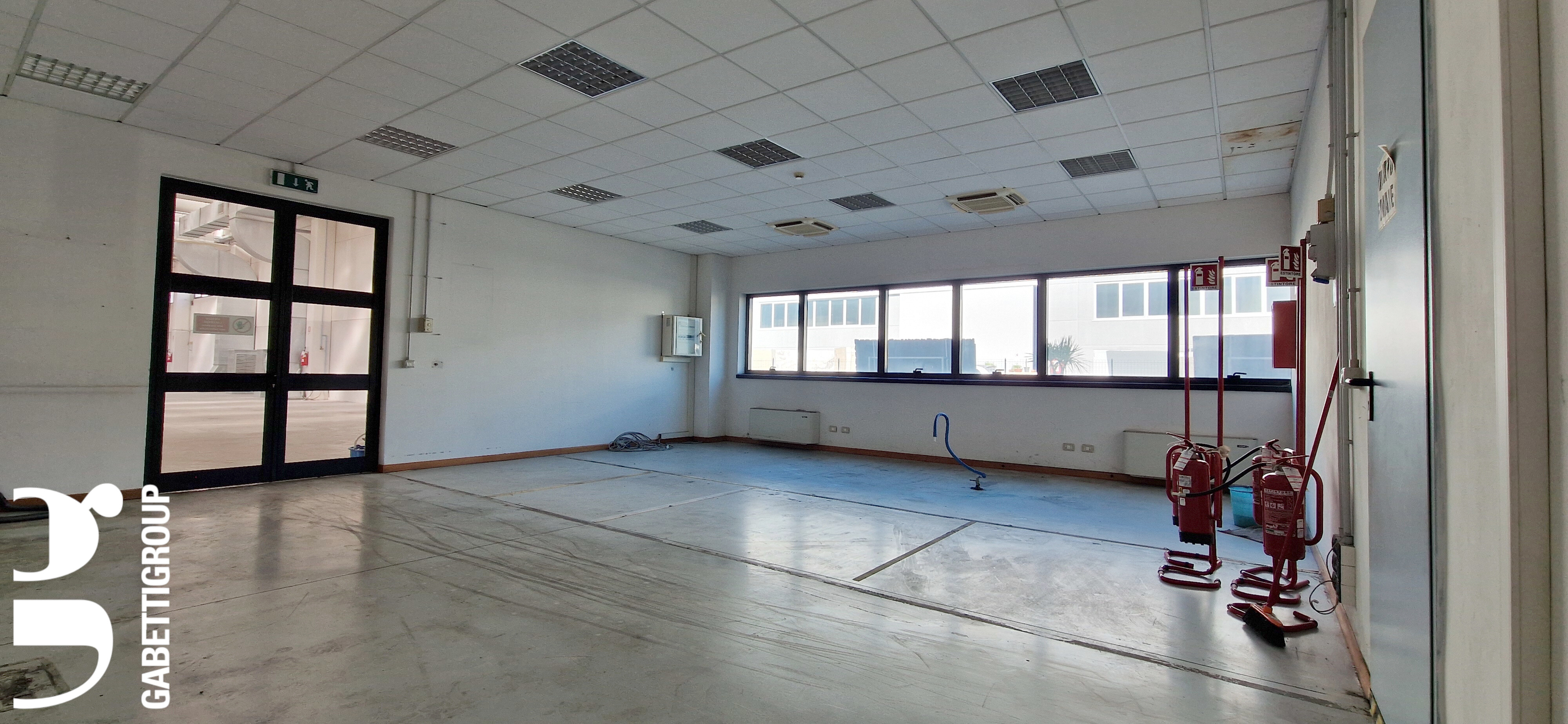 Complesso uso industriale vendita a Cavaion Veronese