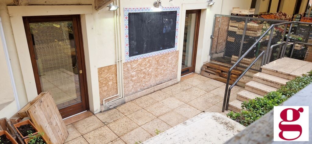 Negozio uso commerciale vendita a Verona