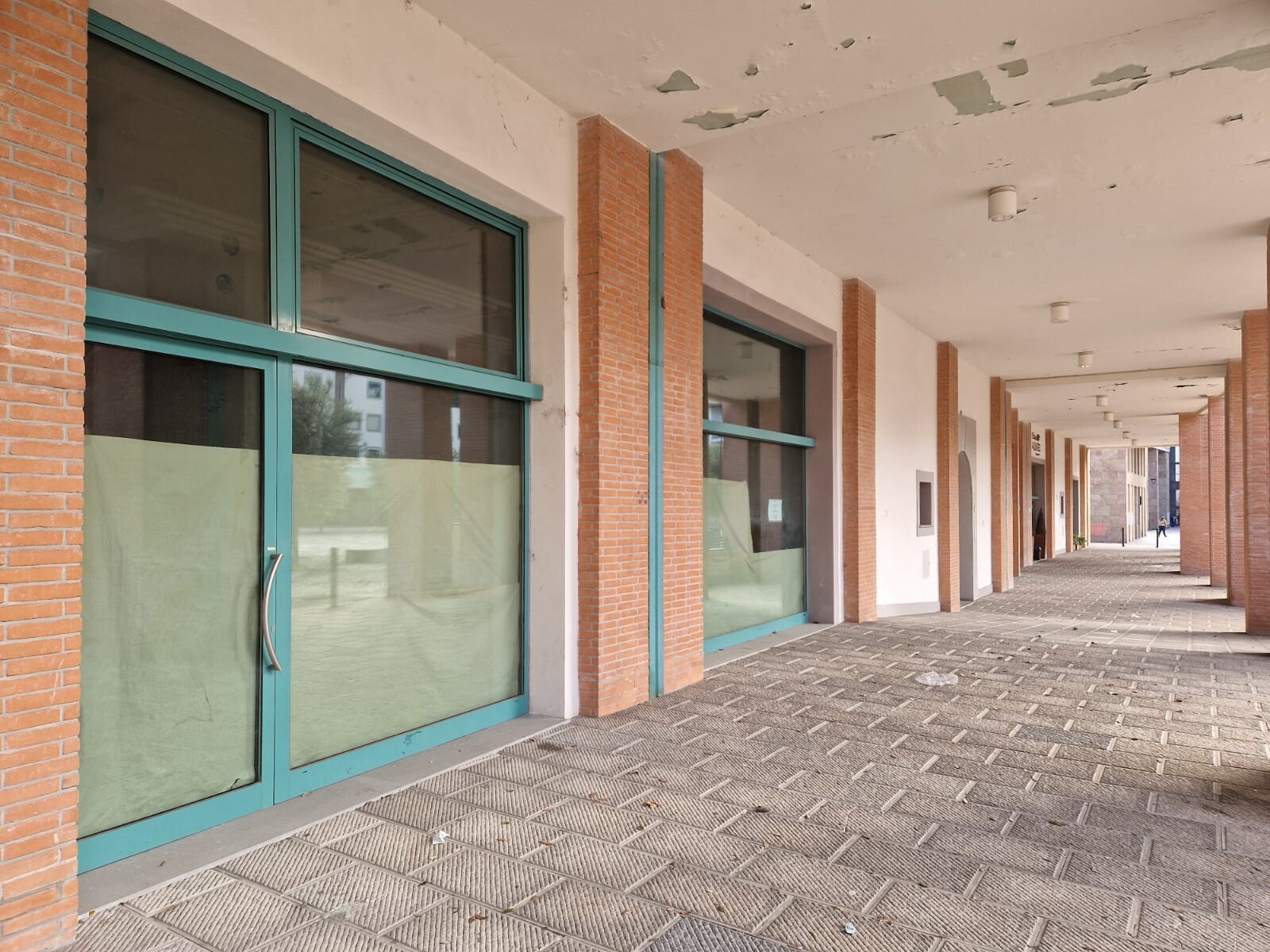 Negozio uso commerciale vendita a Firenze