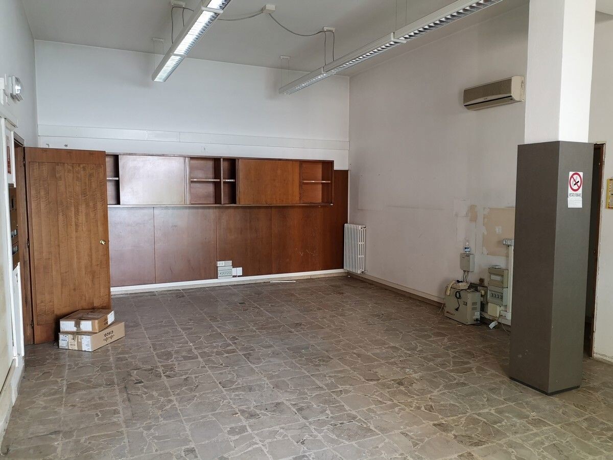 Negozio uso commerciale vendita a Pontassieve