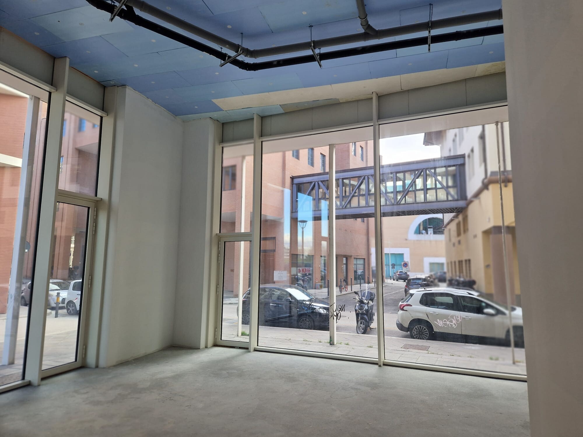 Negozio uso commerciale vendita a Firenze