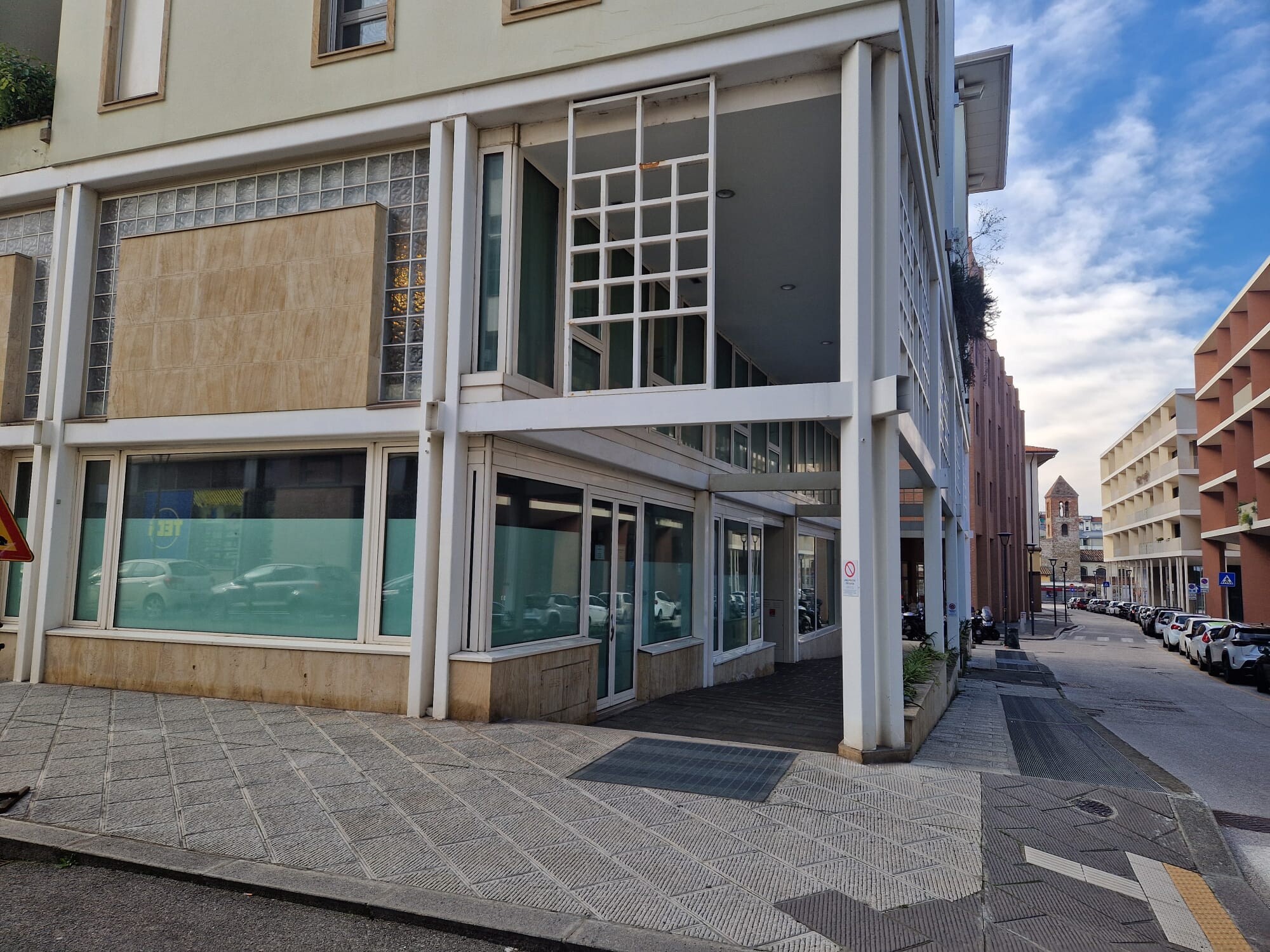 Negozio uso commerciale vendita a Firenze