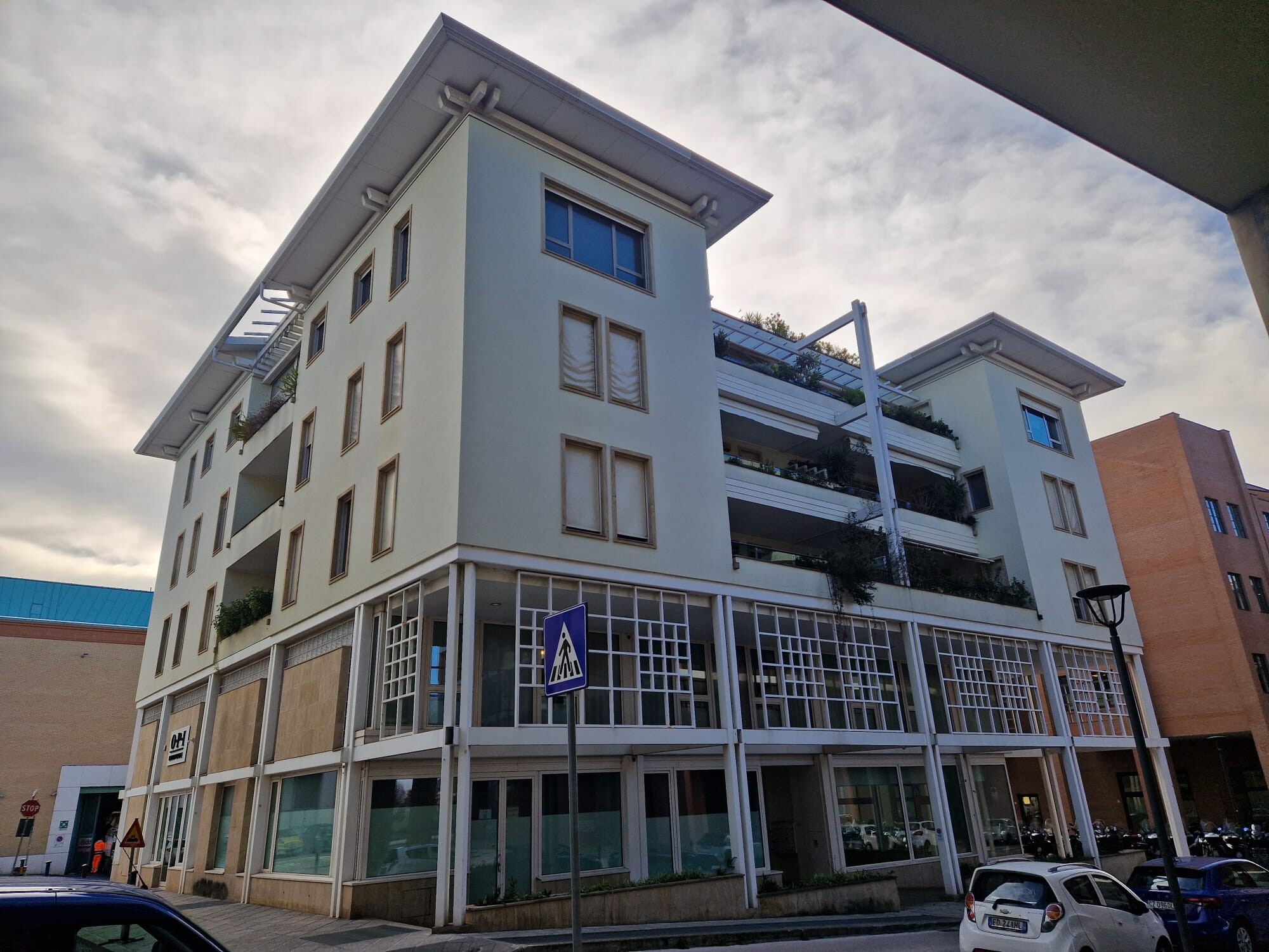 Negozio uso commerciale vendita a Firenze