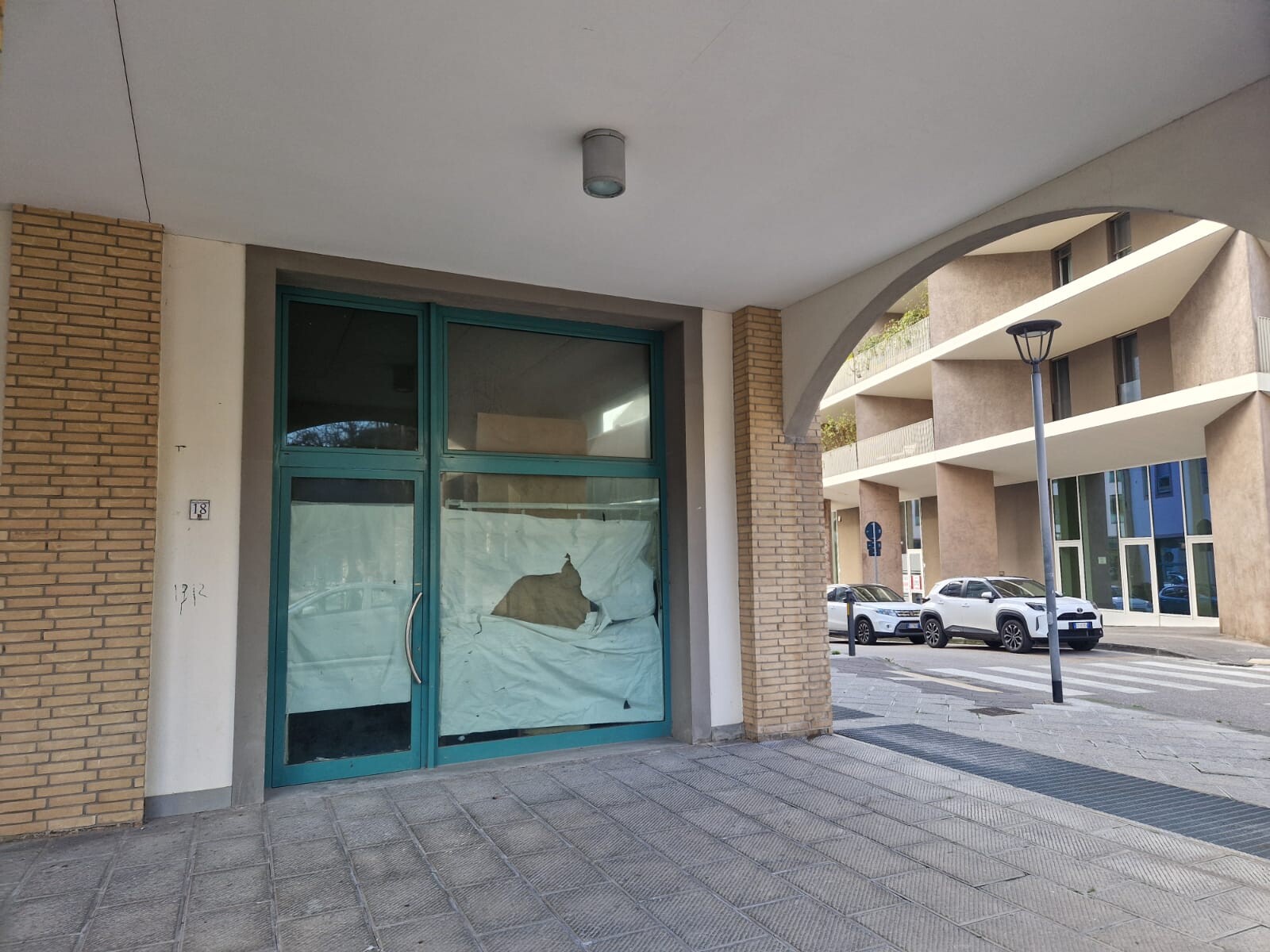 Negozio uso commerciale vendita a Firenze