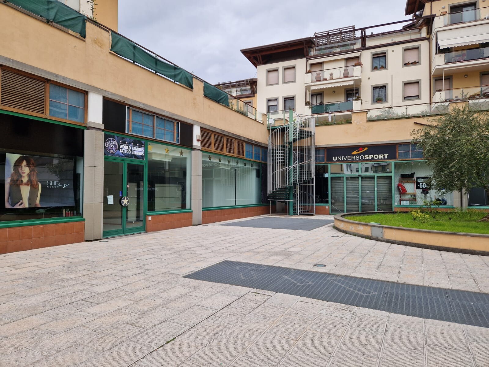 Ufficio vendita a Firenze