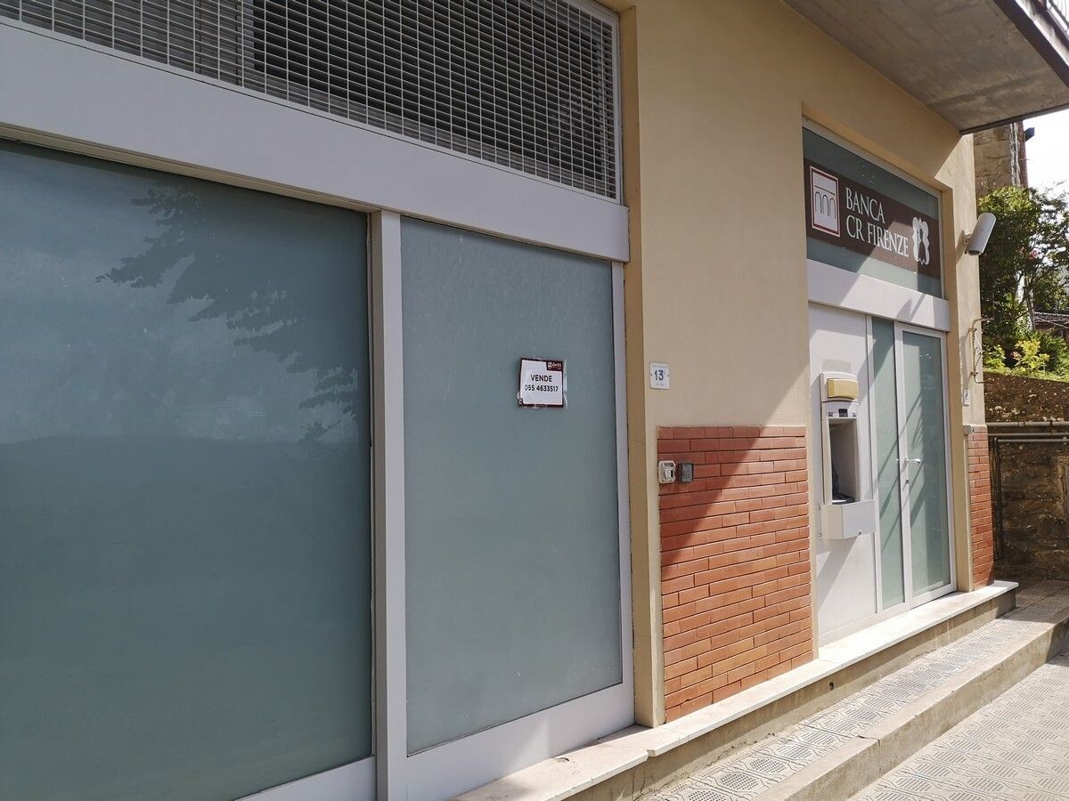 Negozio uso commerciale vendita a Pontassieve
