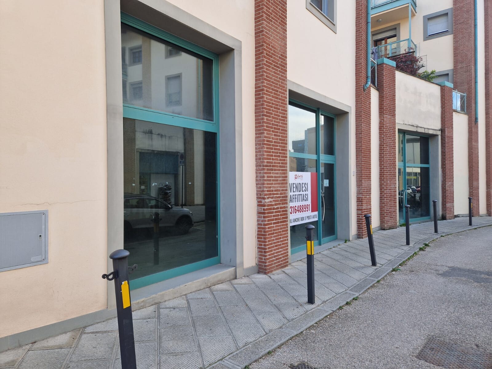 Negozio uso commerciale vendita a Firenze