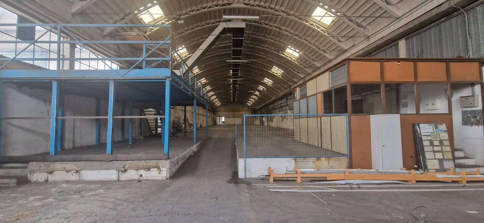 Palazzina uso industriale vendita a Valsamoggia