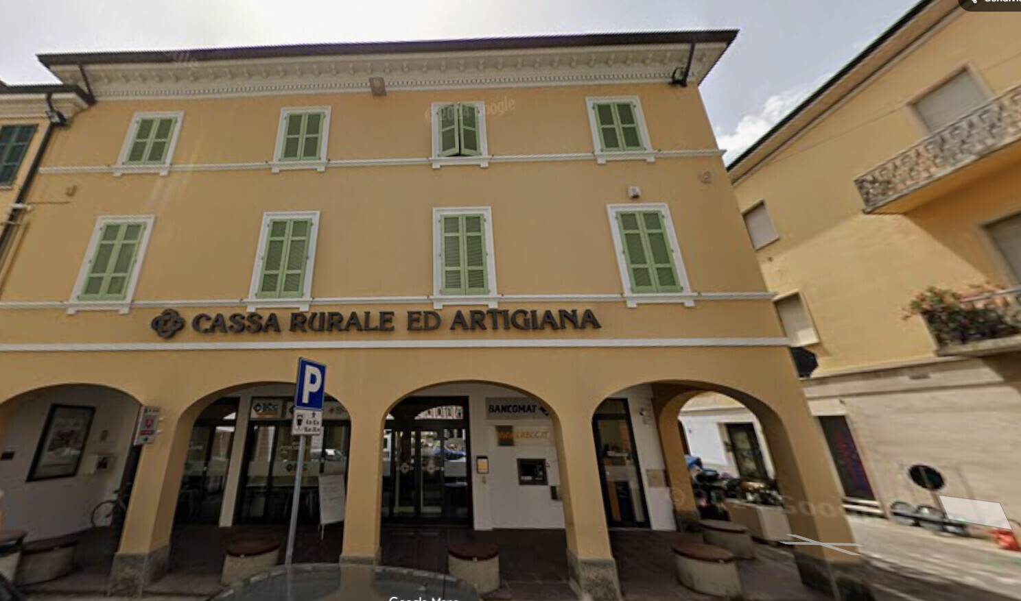 Ufficio vendita a Russi