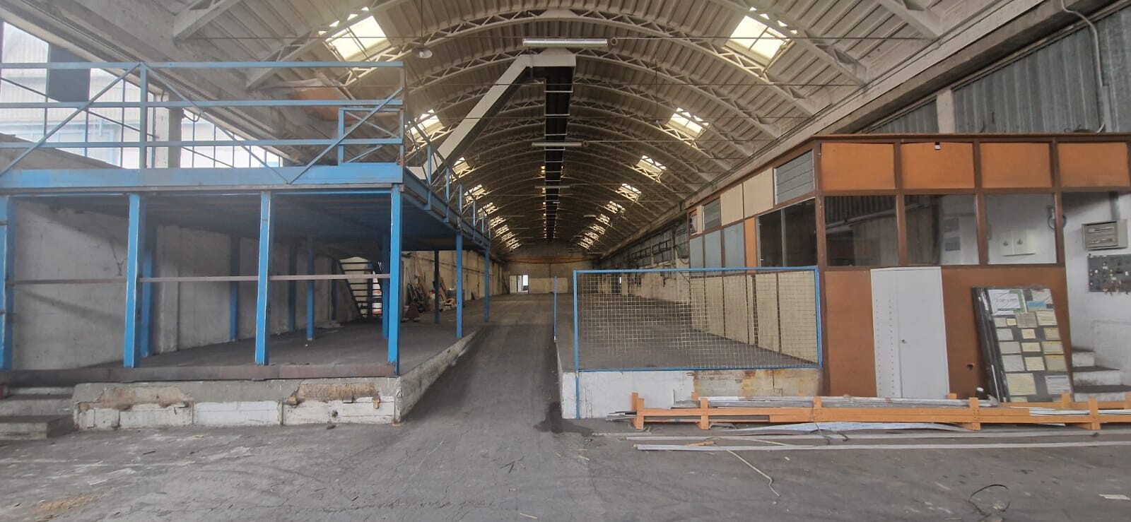 Palazzina uso industriale vendita a Valsamoggia