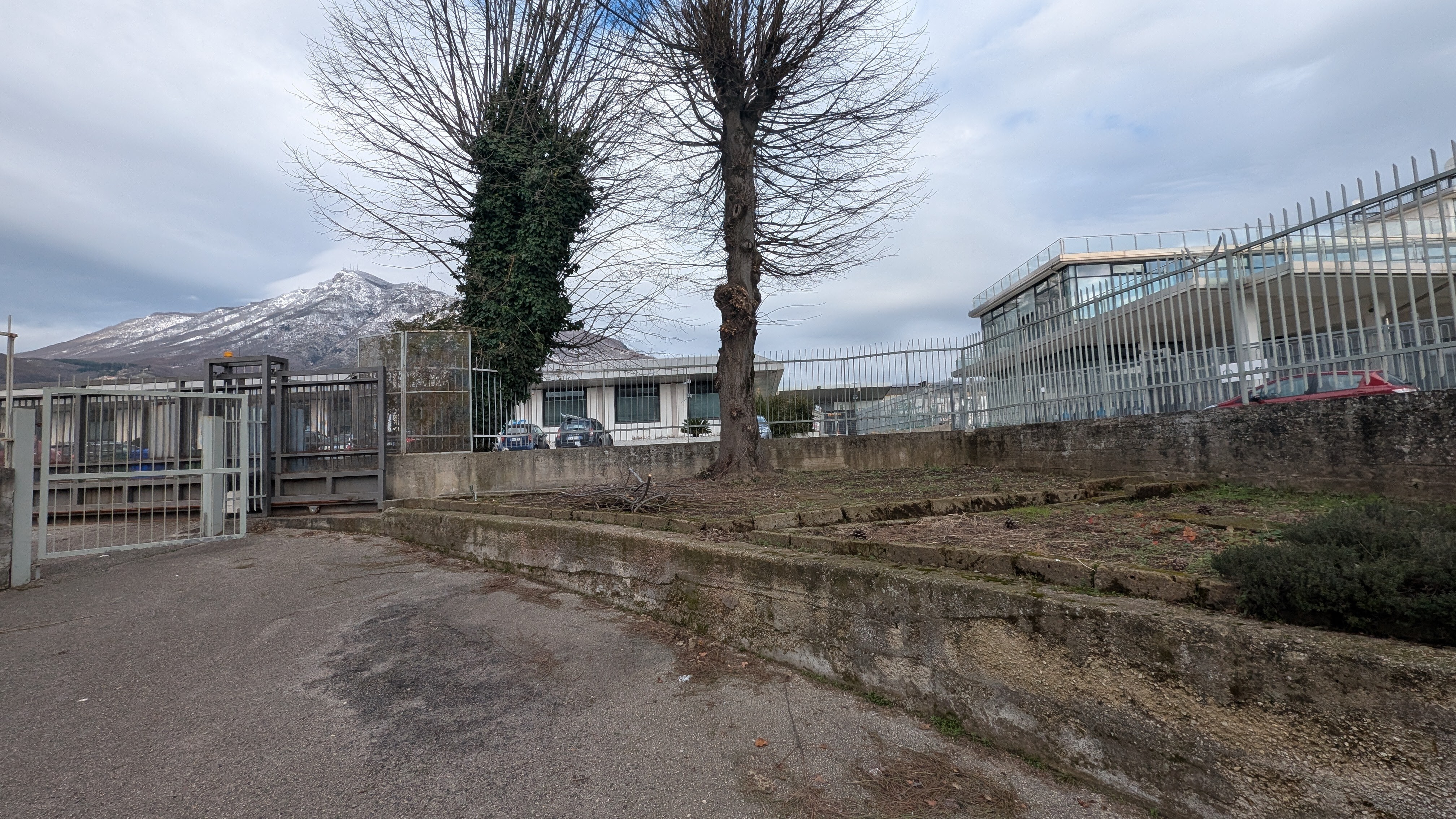 Complesso uso industriale vendita a Mercogliano